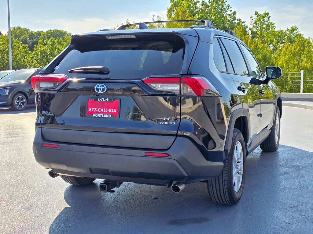 Vehicle image 5 of 31