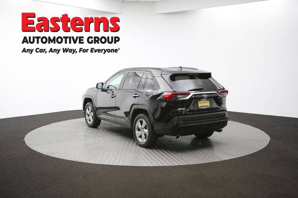 2019 Toyota RAV4 Hybrid Limited Image 32 of 62