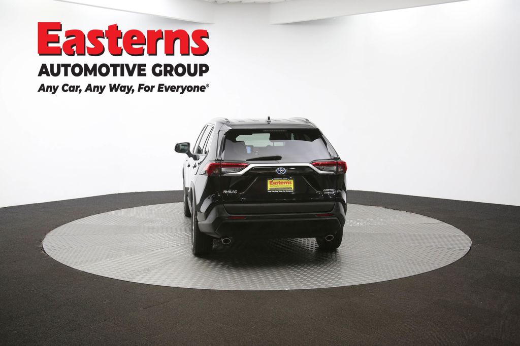 2019 Toyota RAV4 Hybrid Limited Image 28 of 62