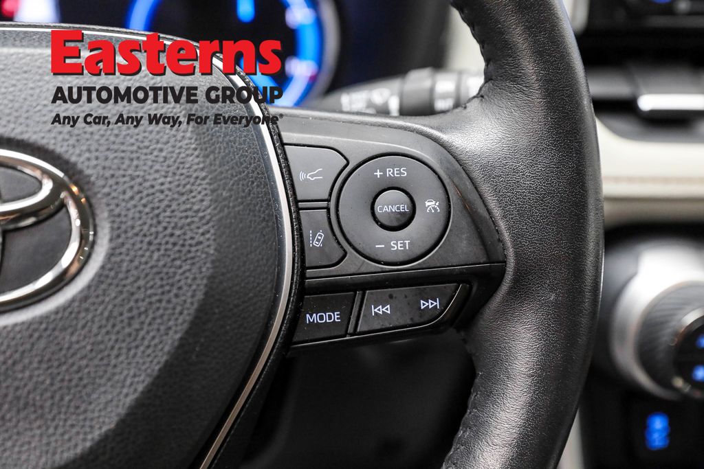 2019 Toyota RAV4 Hybrid Limited Image 60 of 62