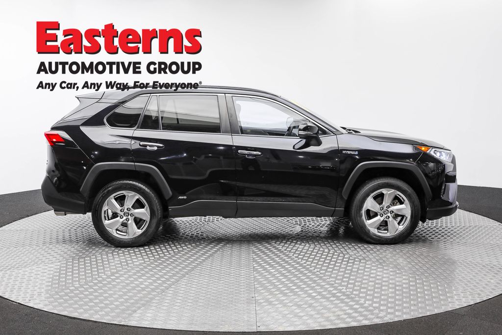 2019 Toyota RAV4 Hybrid Limited Image 18 of 62