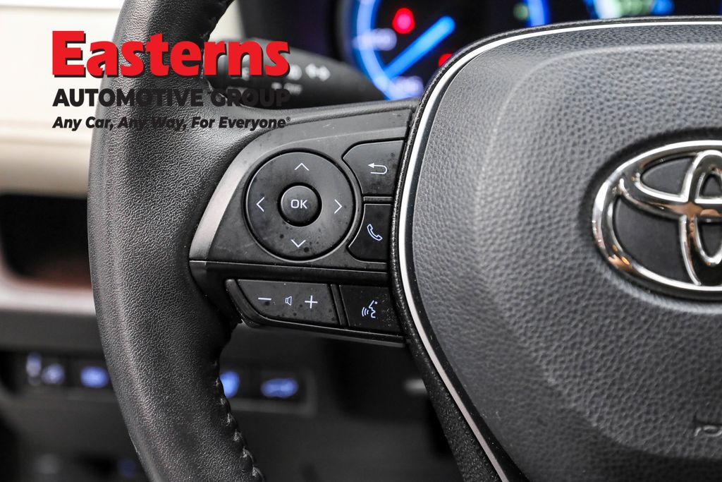 2019 Toyota RAV4 Hybrid Limited Image 45 of 62