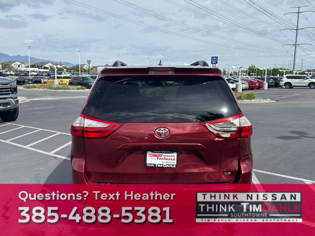 Vehicle image 8 of 16