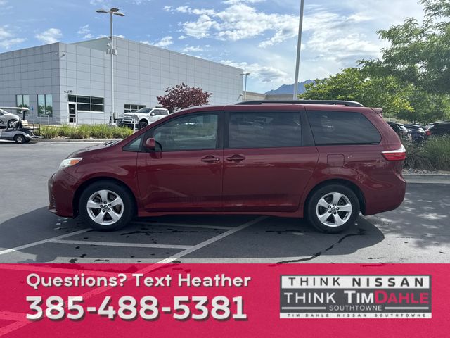 Vehicle image 7 of 16