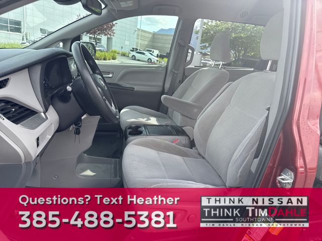 Vehicle image 9 of 16