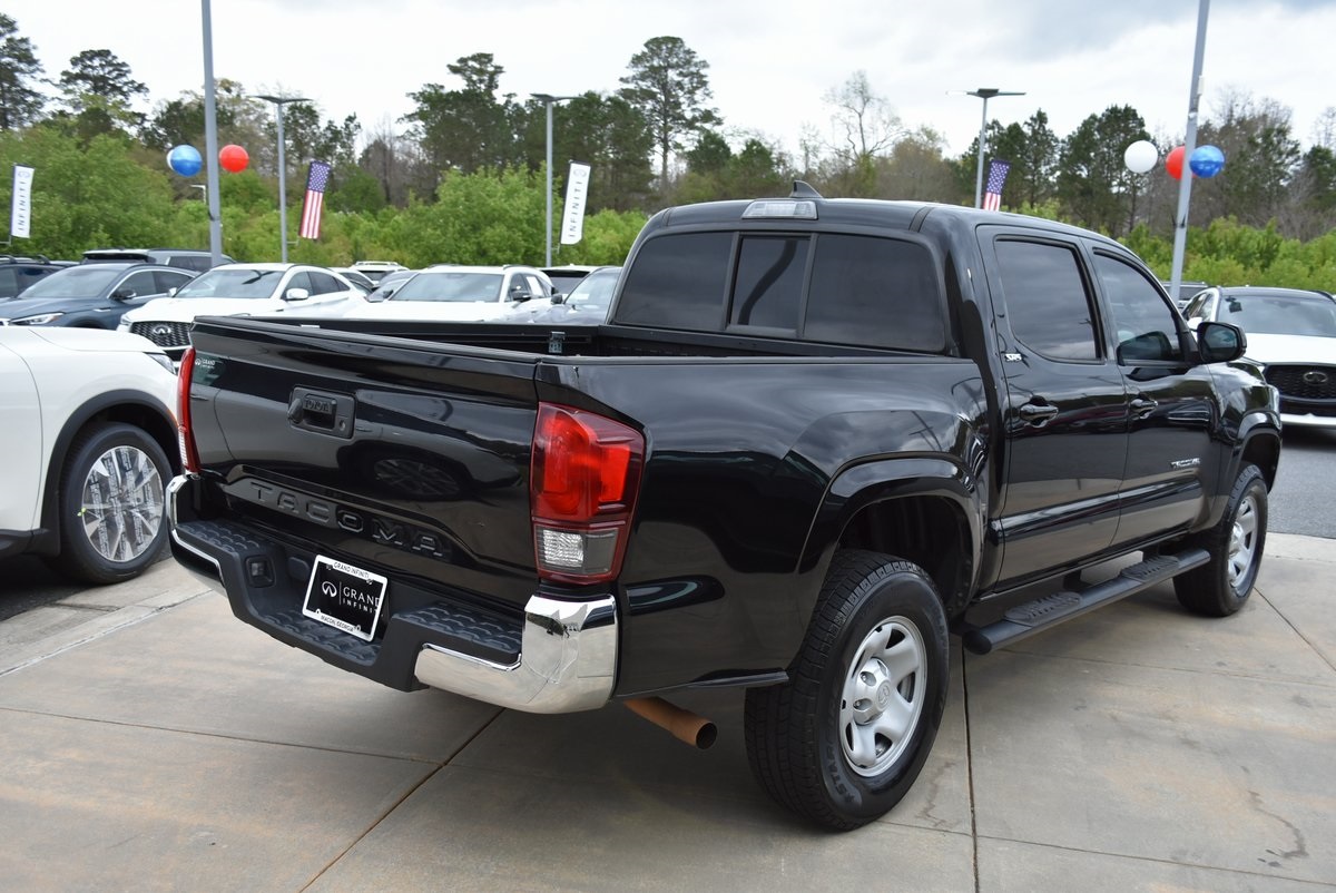 Vehicle image 7 of 34