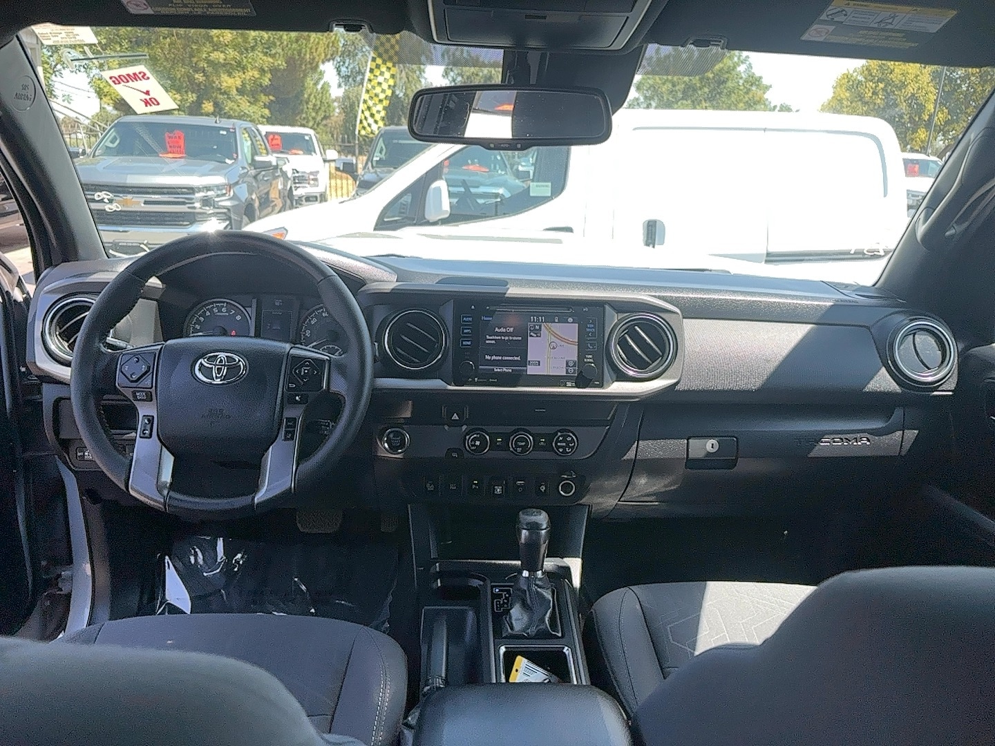 Vehicle image 8 of 12