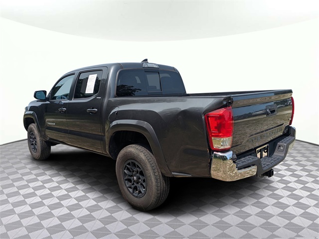 Vehicle image 7 of 30