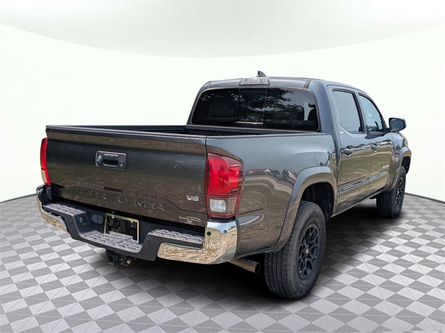 Vehicle image 6 of 30