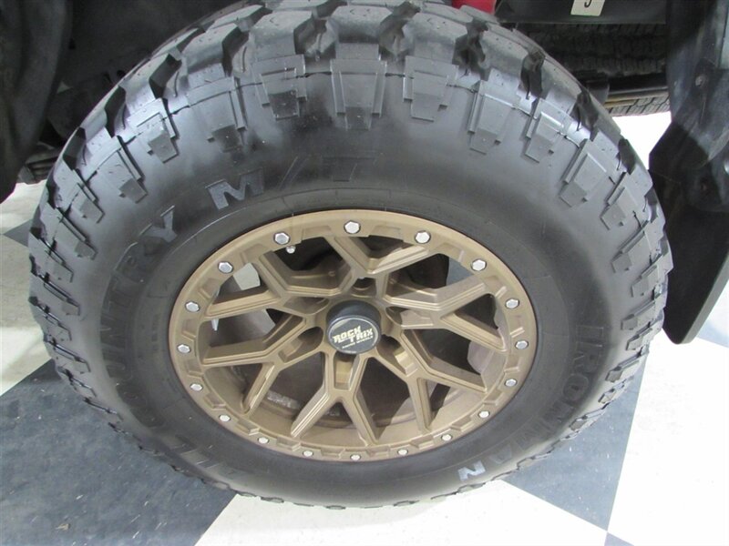 Vehicle image 15 of 34