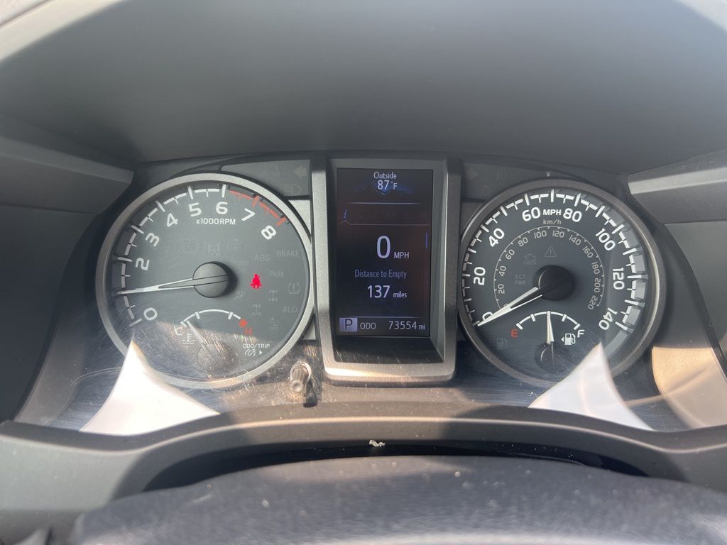 Vehicle image 24 of 41