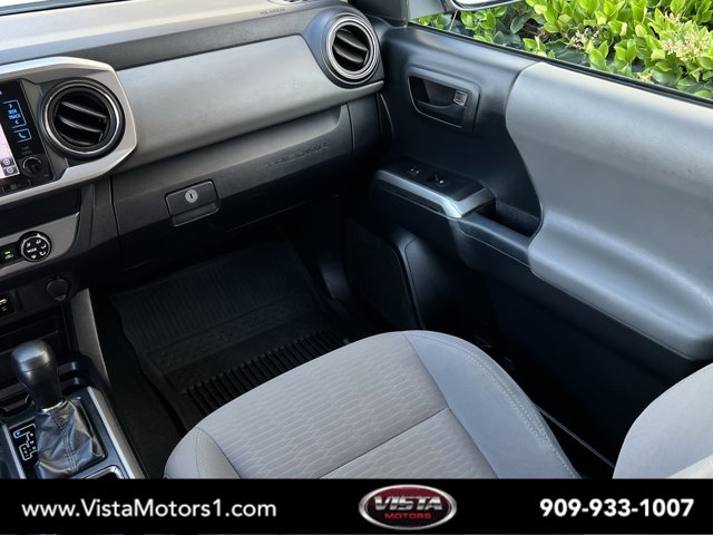 Vehicle image 10 of 27