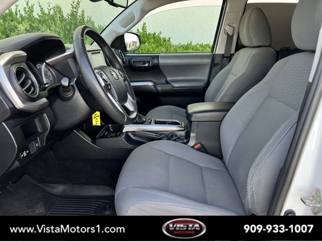 Vehicle image 7 of 27