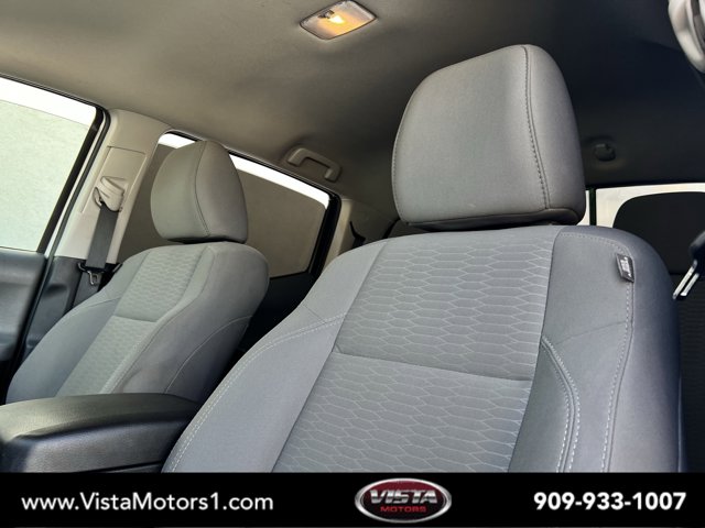 Vehicle image 8 of 27