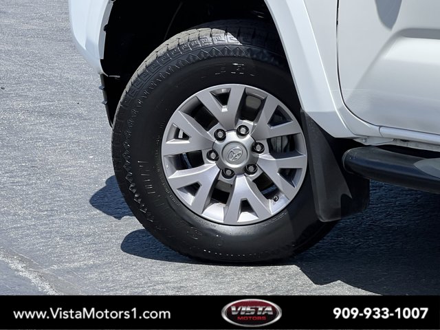 Vehicle image 26 of 27