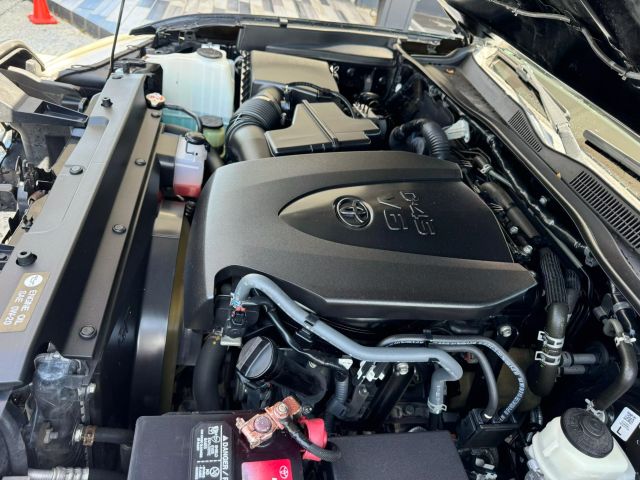 Vehicle image 31 of 41