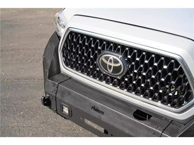 Vehicle image 10 of 33