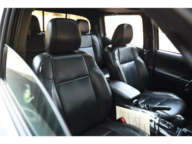 Vehicle image 12 of 33