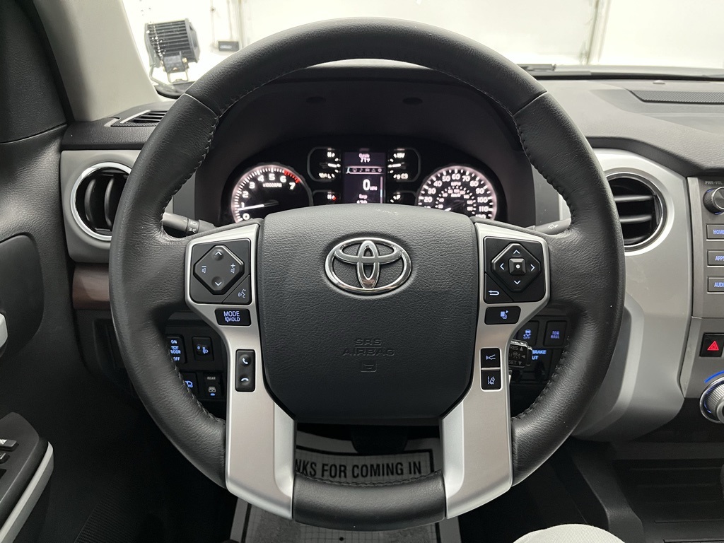 Vehicle image 28 of 35