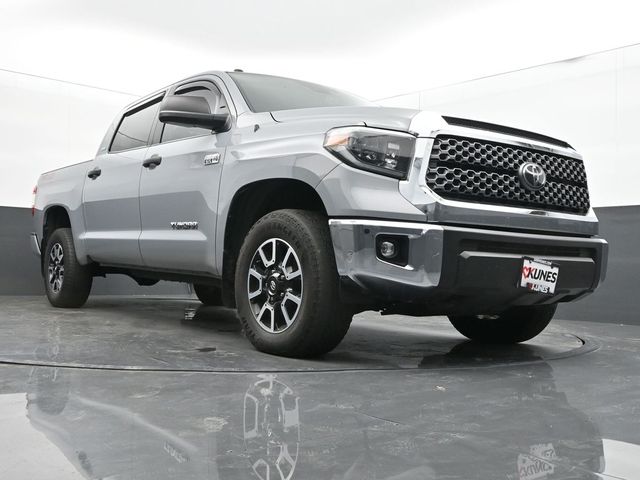 Vehicle image 43 of 73