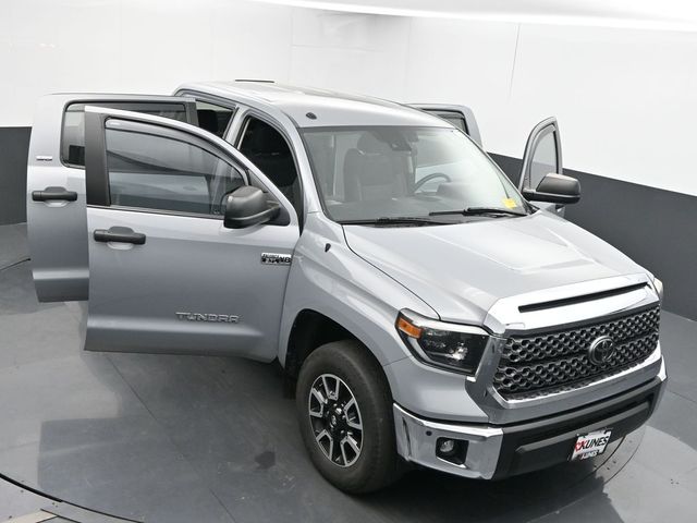 Vehicle image 15 of 73