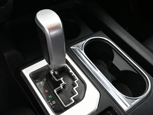 Vehicle image 59 of 73