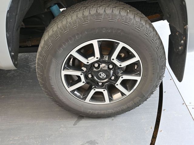 Vehicle image 50 of 73