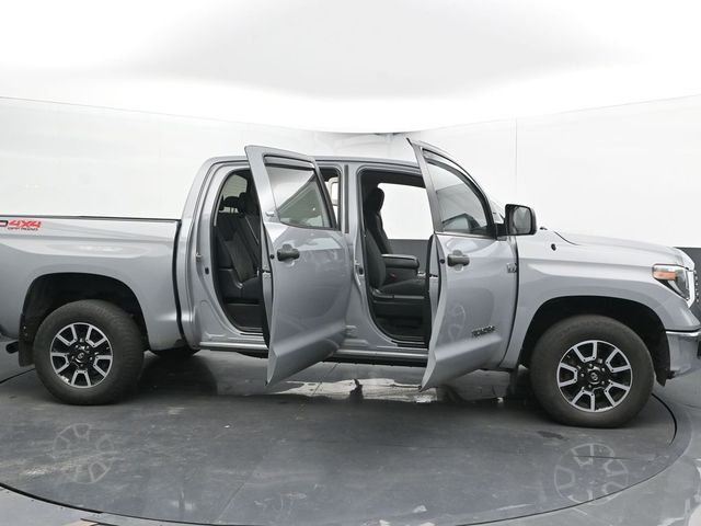 Vehicle image 13 of 73