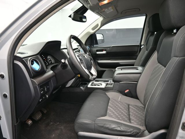 Vehicle image 51 of 73