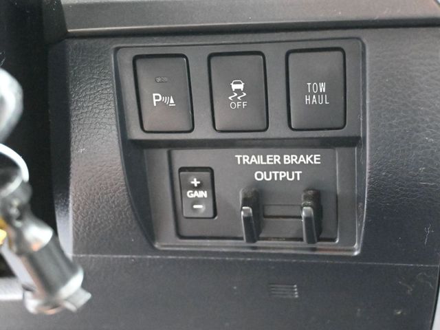 Vehicle image 60 of 73