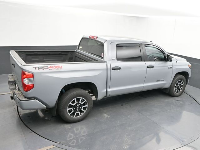Vehicle image 33 of 73