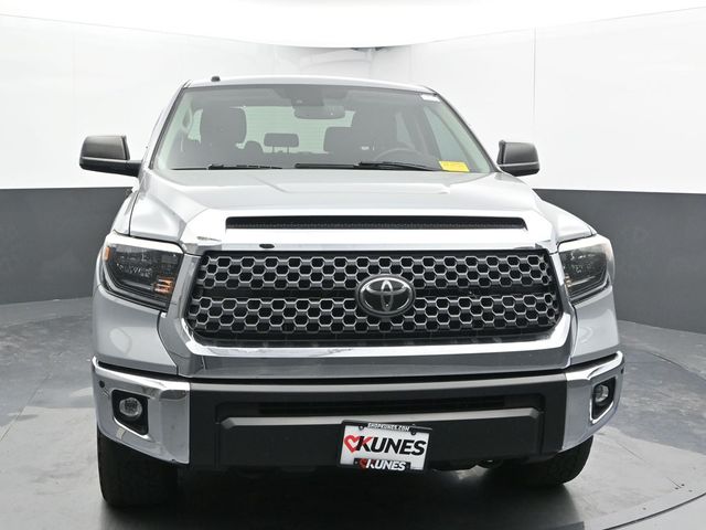 Vehicle image 8 of 73