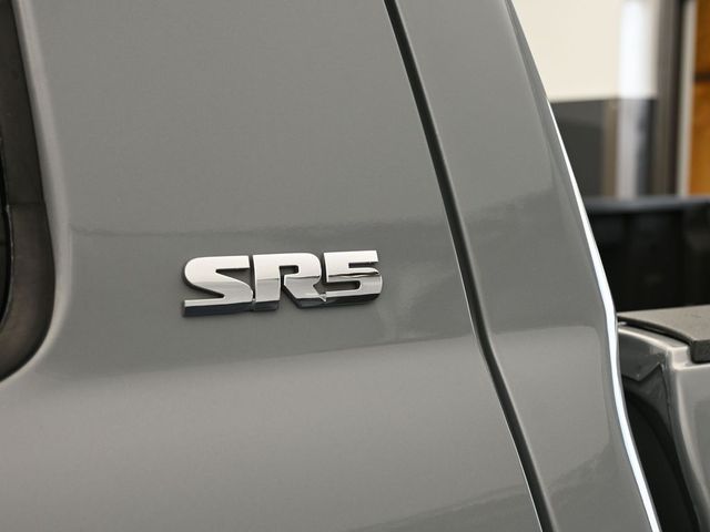 Vehicle image 52 of 73