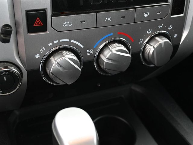 Vehicle image 61 of 73