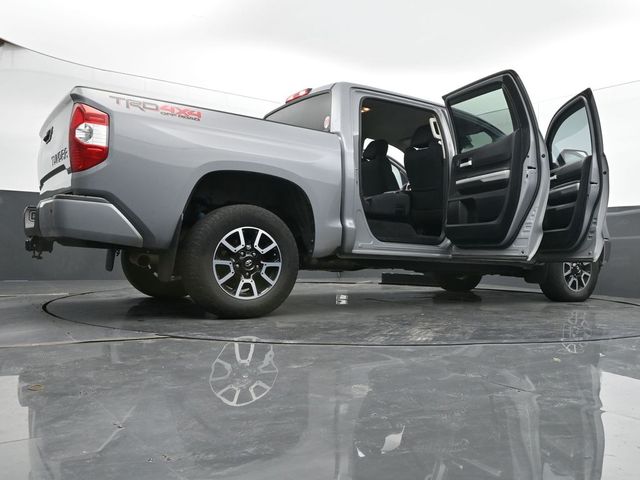 Vehicle image 39 of 73