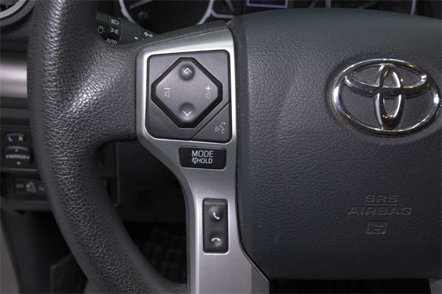 Vehicle image 13 of 18