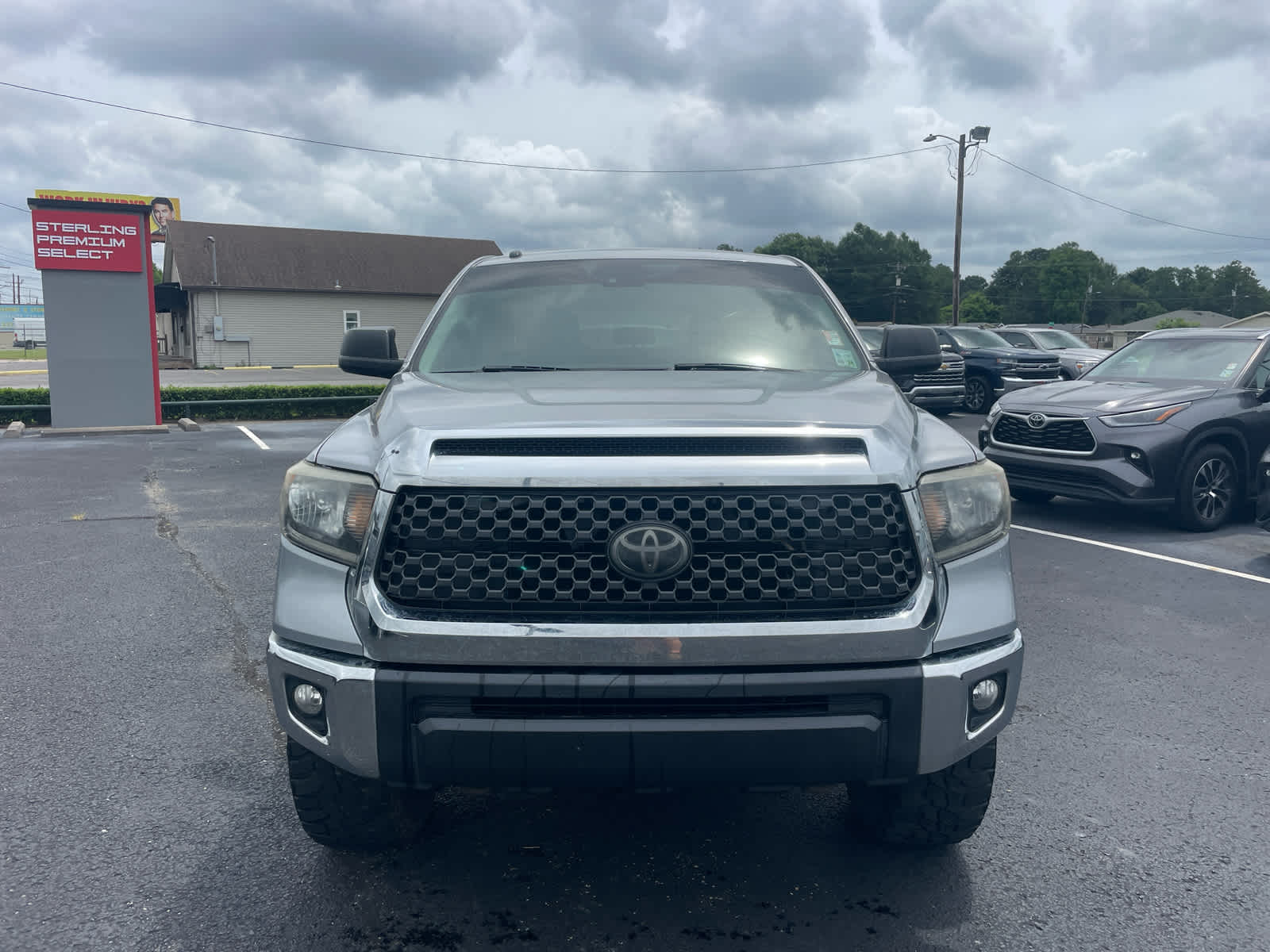Vehicle image 2 of 12