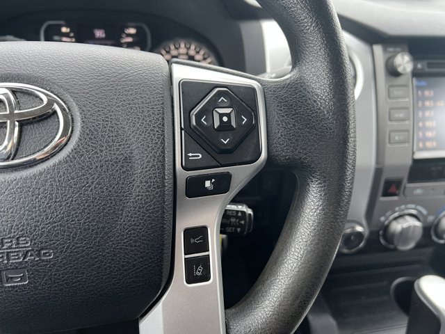 Vehicle image 15 of 27