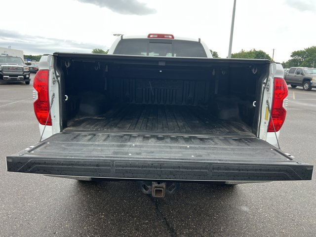 Vehicle image 10 of 27