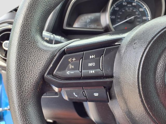 Vehicle image 23 of 32