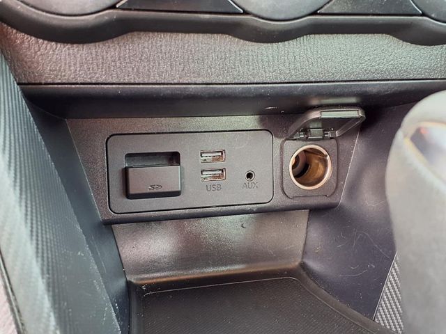Vehicle image 19 of 32