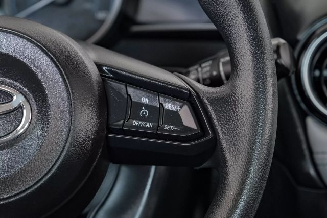 Vehicle image 18 of 54