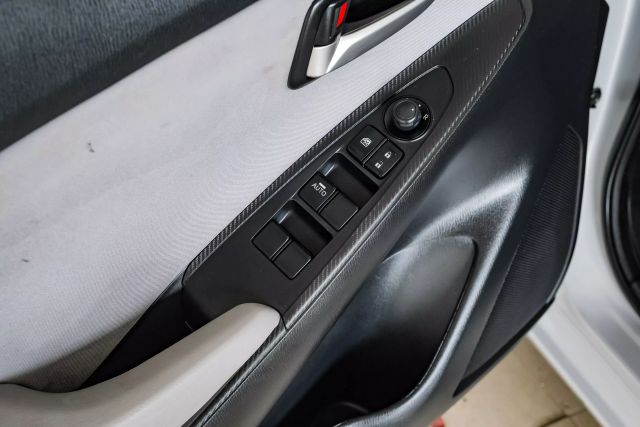 Vehicle image 39 of 54