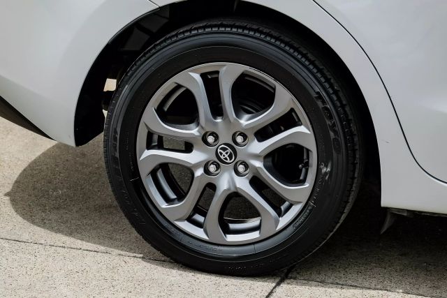 Vehicle image 49 of 54