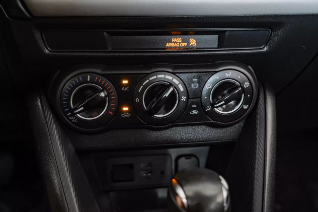 Vehicle image 25 of 54
