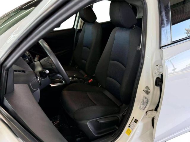 Vehicle image 12 of 21