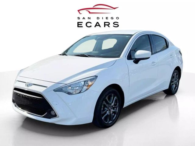 Vehicle image 1 of 21