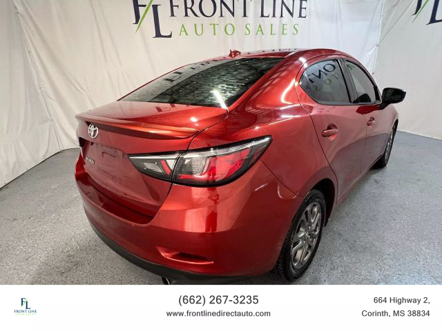 Vehicle image 5 of 21