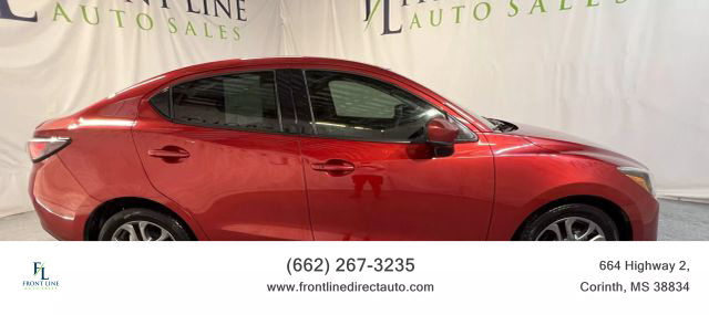 Vehicle image 4 of 21