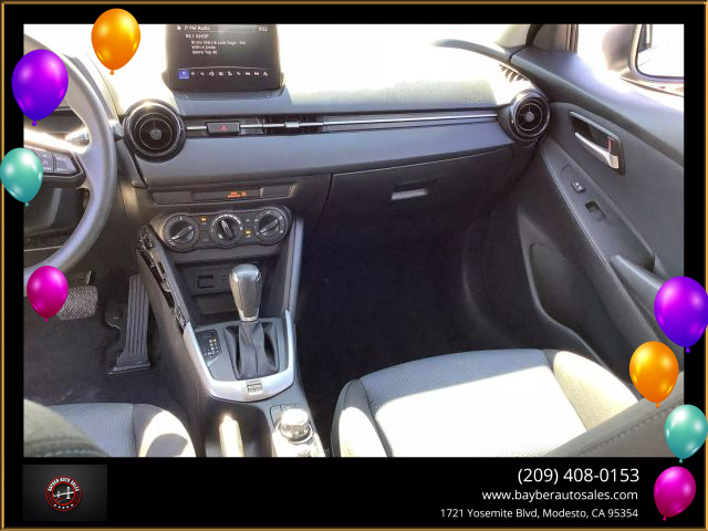 Vehicle image 15 of 34